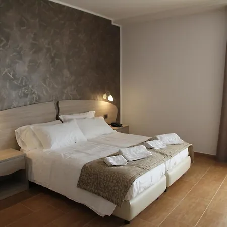 Monte San Giovanni-Nebrodi Rooms San Marco d'Alunzio Buitenkant foto