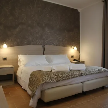 Monte San Giovanni-Nebrodi Rooms San Marco d'Alunzio Buitenkant foto