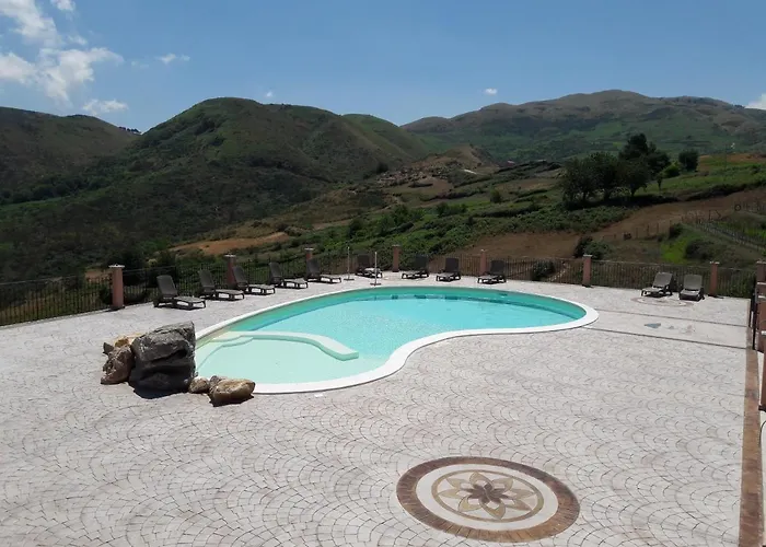 Monte San Giovanni-Nebrodi Rooms
