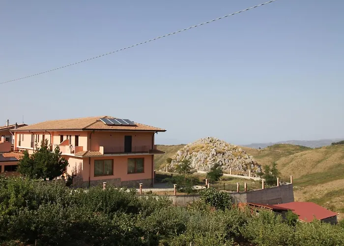 Monte San Giovanni-Nebrodi Rooms